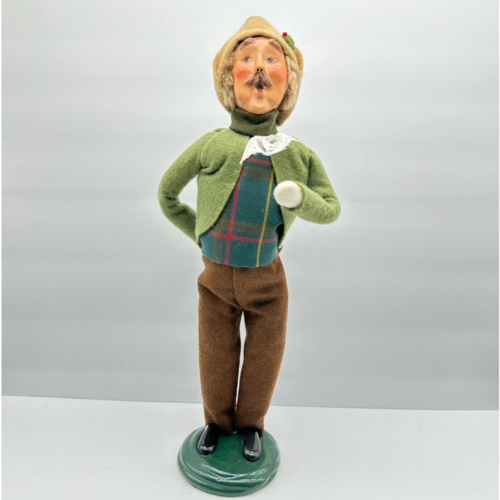 Byers’ Choice Retired Male Caroler